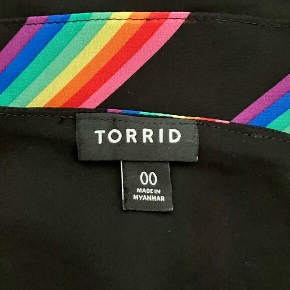 TORRID Colorful Black Sheer Sleeveless Top 00 - Picture 4 of 7
